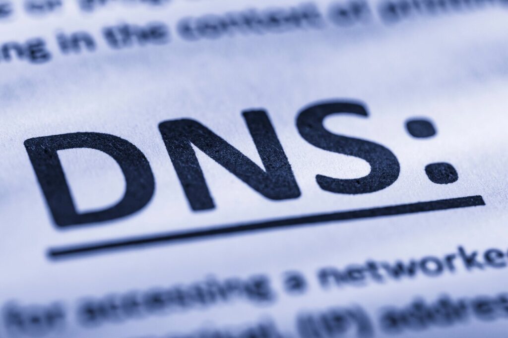 Domínios na Internet: Da Teoria à Prática, Um Guia Completo para Iniciantes